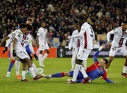 开云下载-包含尼斯主场惨败西汉姆联，近期不振的词条