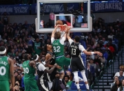 开云足球直播-包含独行侠绝杀篮网，字母哥点燃赛场的词条