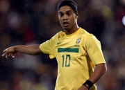 开云体育-绿茵场与篮球馆的双重奏，英超争冠焦点战与掘金强势拿下新疆队的竞技启示