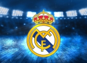 开云下载-玻利维亚高原奇迹，当F1争冠焦点意外撞上足球史诗