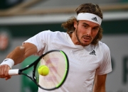 开云平台-包含美国网球队绝杀法国网球队，西西帕斯送出助攻的词条