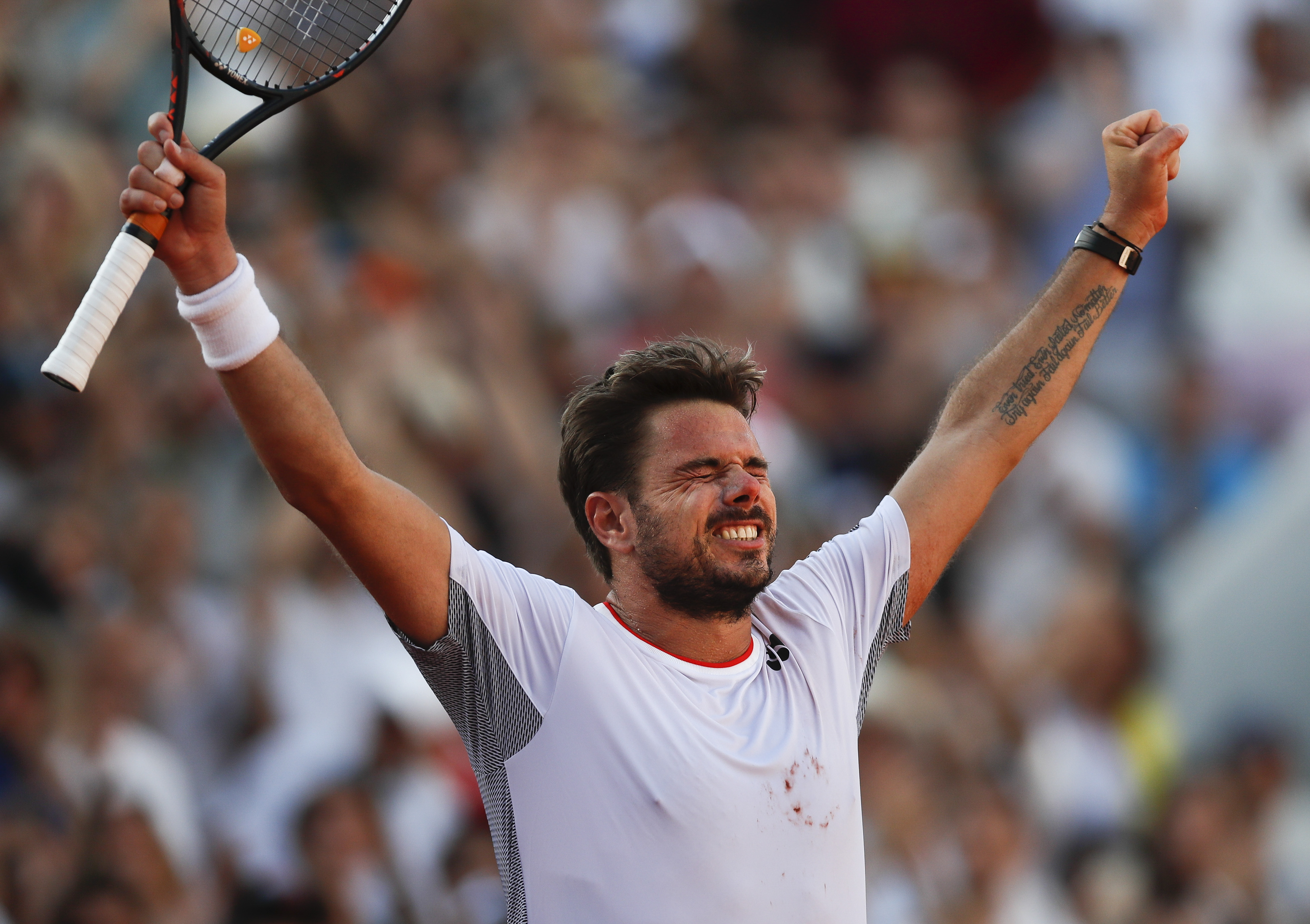 关于法国网球队完胜美国网球队，瓦林卡高光表现的信息