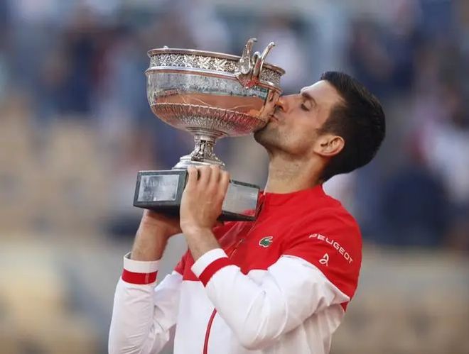 包含美国网球队横扫日本网球队，德约科维奇绝境逆转的词条