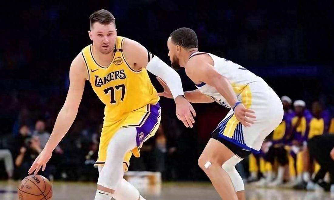 包含湖人队球迷发动激烈抗议,声援球队主力的词条 包含湖人队球迷发动激烈抗议,声援球队主力的词条