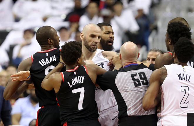 捷克猛怼斯洛伐克，晋级16强赛事的简单介绍