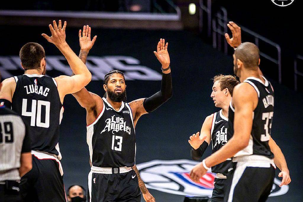 包含快船领袖康利伤退,莱昂纳德三节分稳住阵脚的词条 包含快船领袖康利伤退,莱昂纳德三节分稳住阵脚的词条