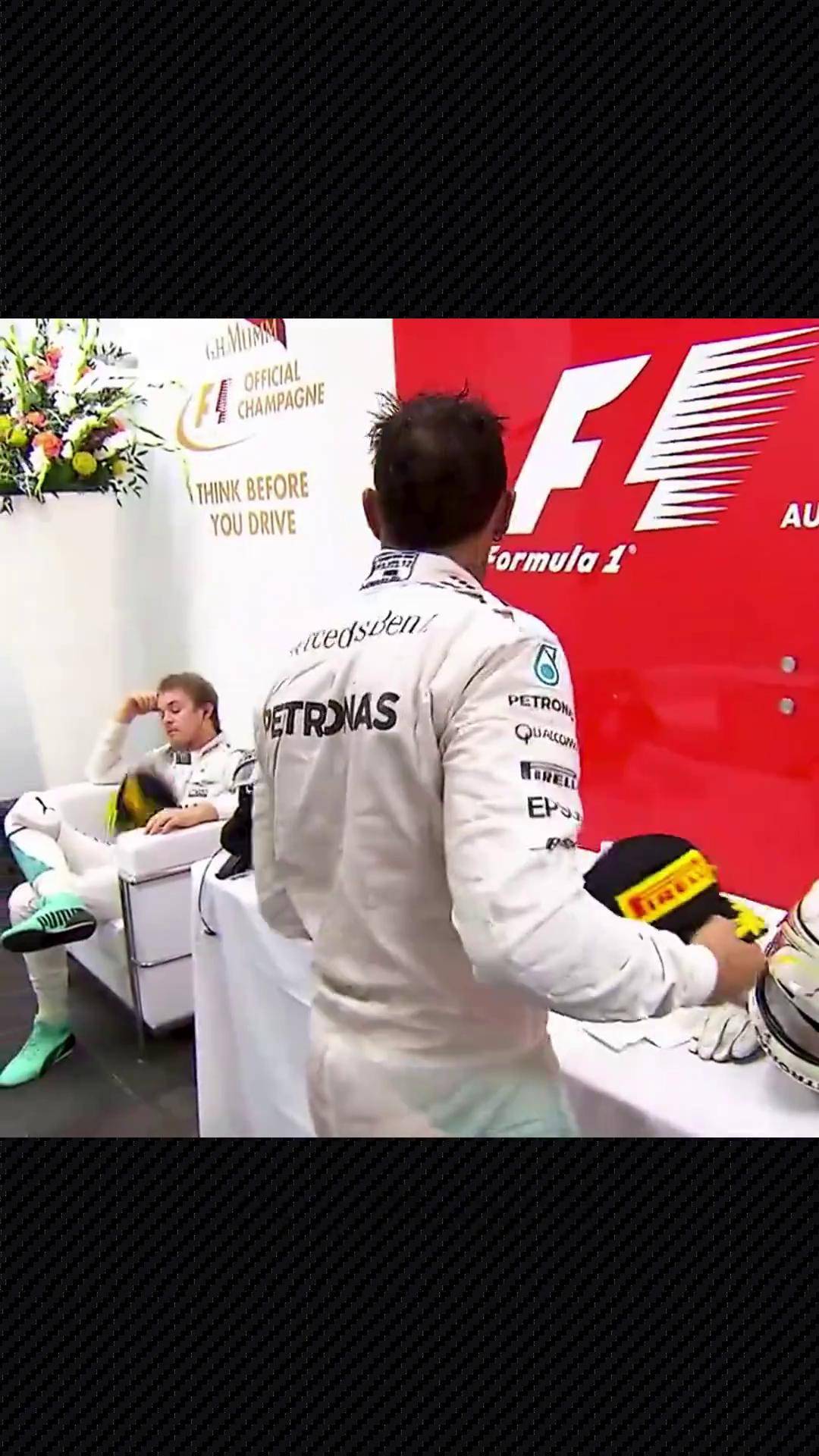 索伯车队碾压迈凯伦，汉密尔顿高光表现的简单介绍