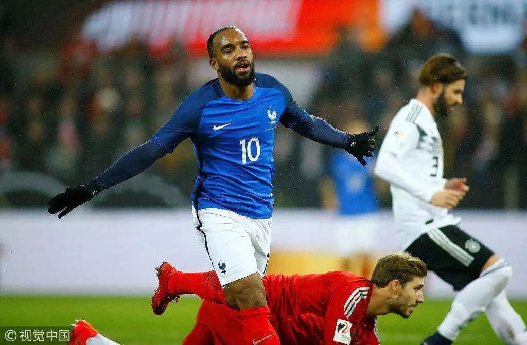 印尼队绝杀法国队，黄鸭组合带队取胜的简单介绍