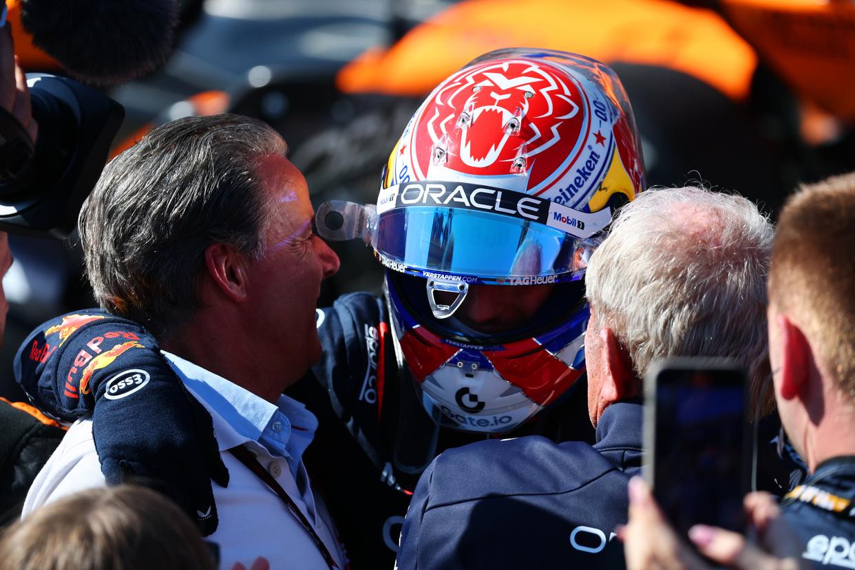 关于哈斯车队轻取红牛二队,皮亚斯特里统治全场的信息 关于哈斯车队轻取红牛二队,皮亚斯特里统治全场的信息