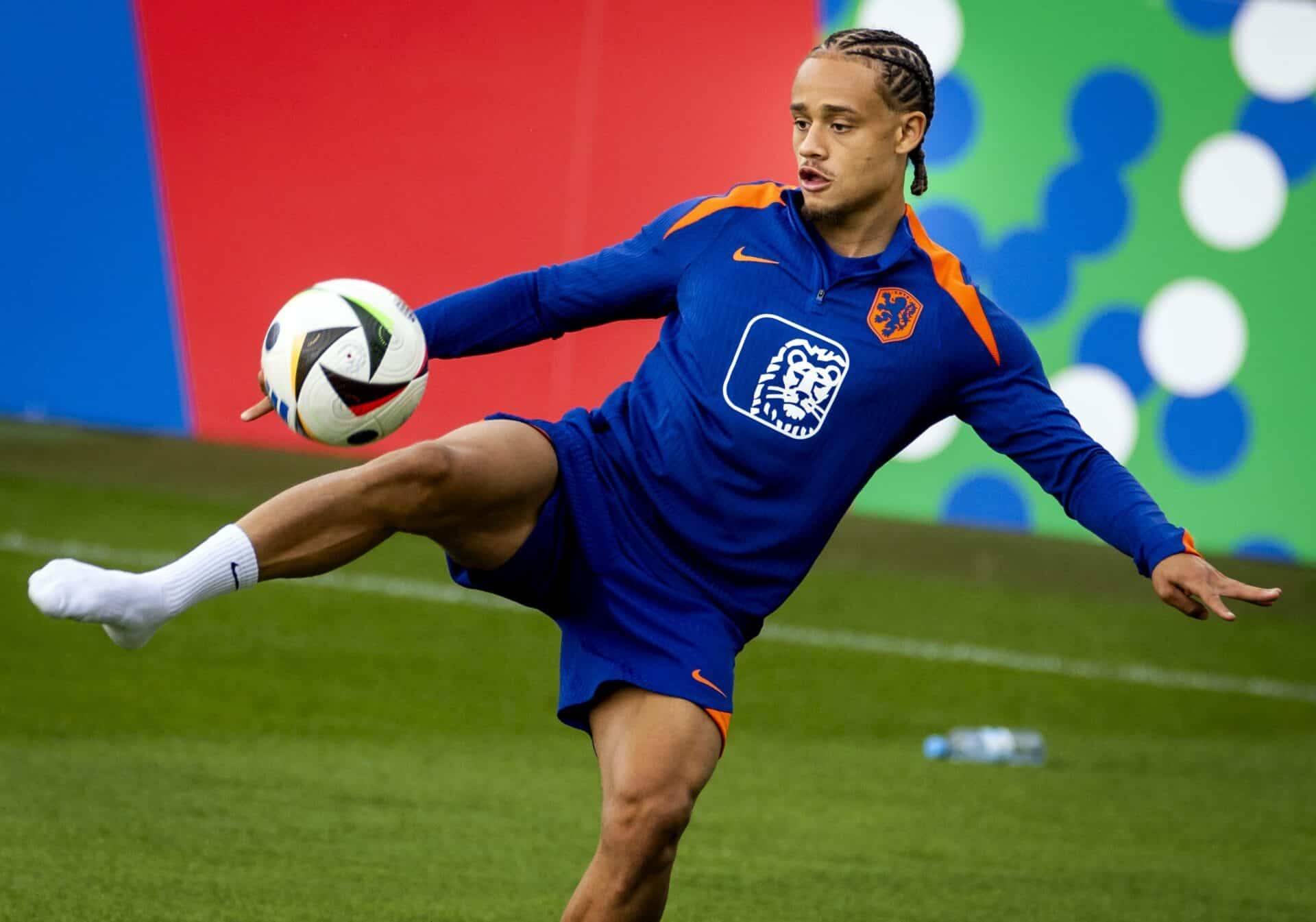 切尔西鏖战荷兰，基米希惊艳四座