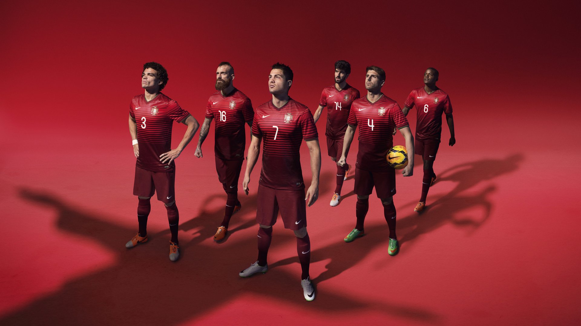 荷兰封锁威尔士，加维成关键先生—一场战术博弈中的意外英雄